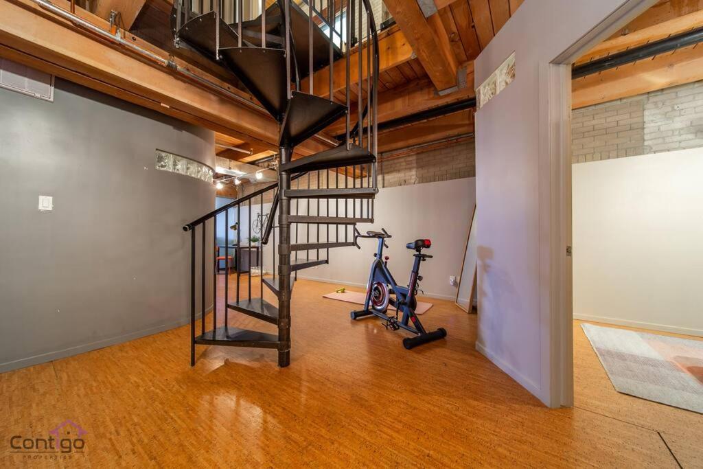 Historic Jd Loft, Near Ice District, Rogers Place, Ug Parking Έντμοντον Εξωτερικό φωτογραφία