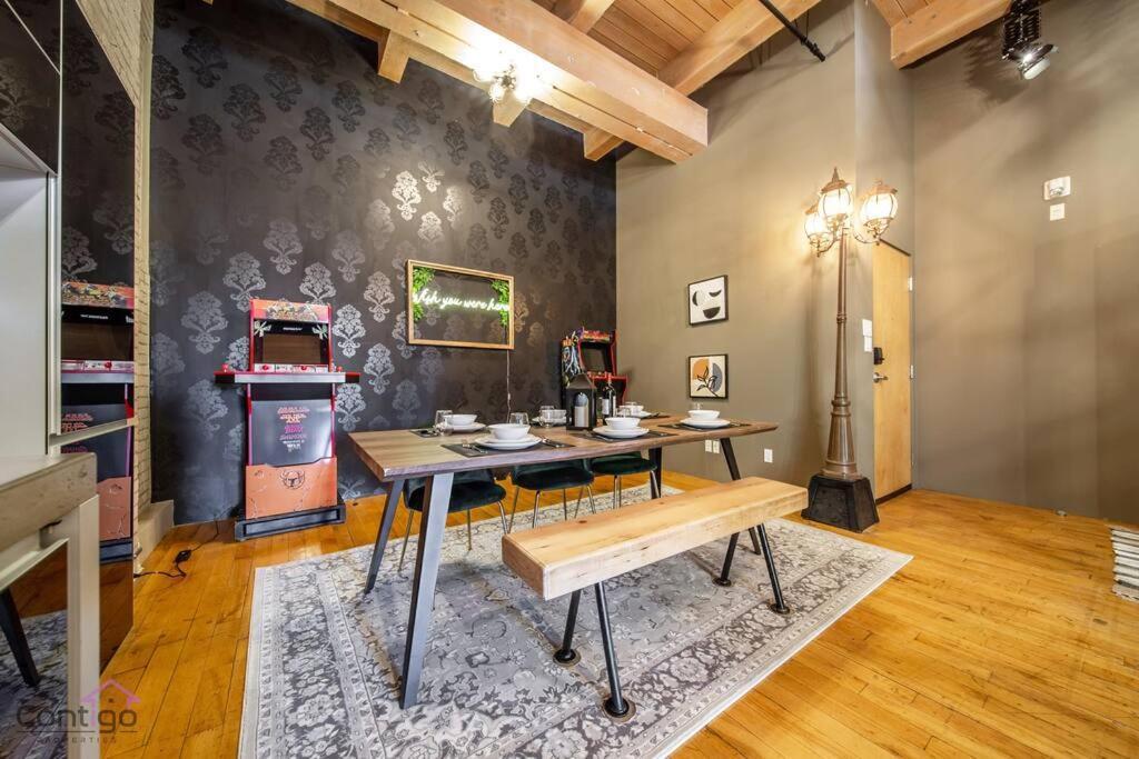 Historic Jd Loft, Near Ice District, Rogers Place, Ug Parking Έντμοντον Εξωτερικό φωτογραφία
